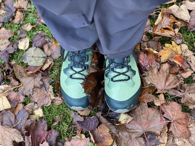 Salomon Womens VAYA MID Gore-TEX Hiking Shoe